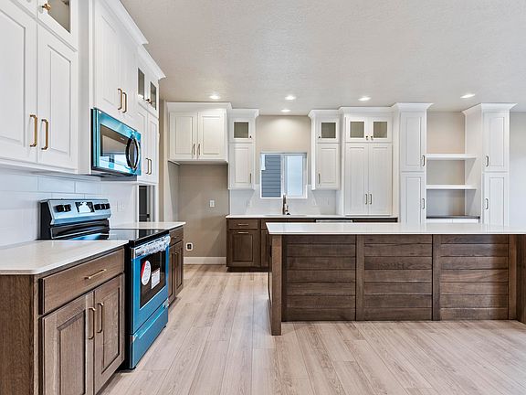 4th image of 1942 W Foxwood Rd #Sh384