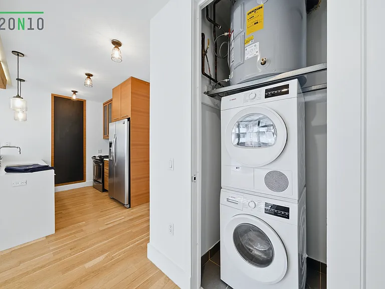 220 N 10th St #4K — Photo 11