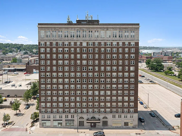 Bird's Eye View of LeClaire