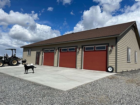 2nd image of 10800 Road 5.6 NE