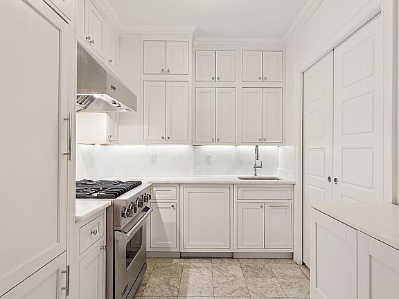 5th image of 61 E 86th St APT 76