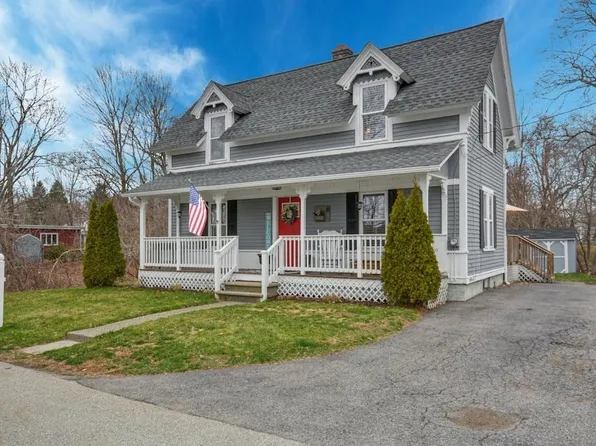 8 Nelson Pl, North Grafton, MA 01536