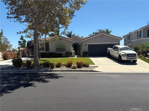 15255 Wildwood Ln, Fontana, CA 92336