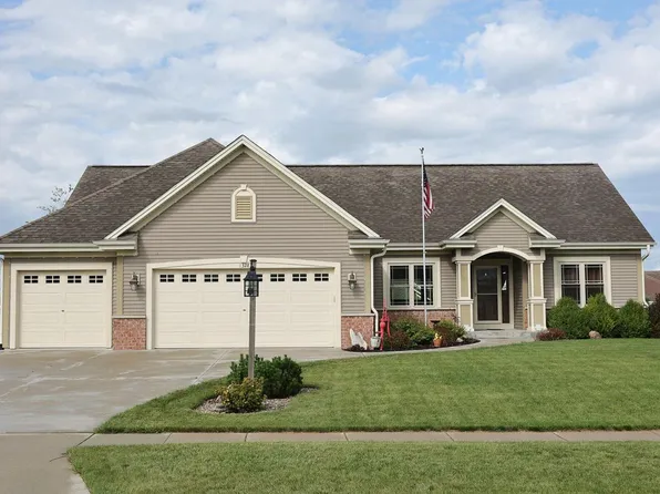 1328 Orchard View LANE, Mukwonago, WI 53149