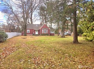 530 Seven Oaks Rd, Orange, NJ 07050