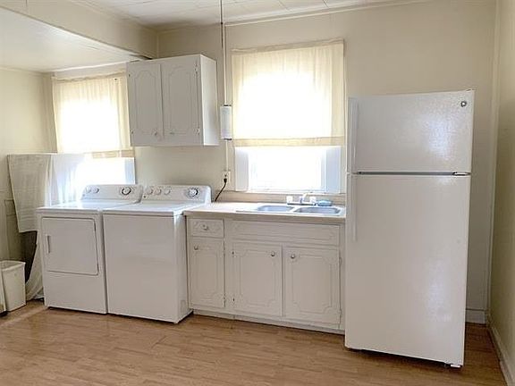 5th image of 506 Saint Louis Ave