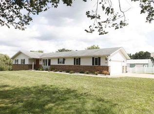 22895 Broadway Rd, Morton, IL 61550