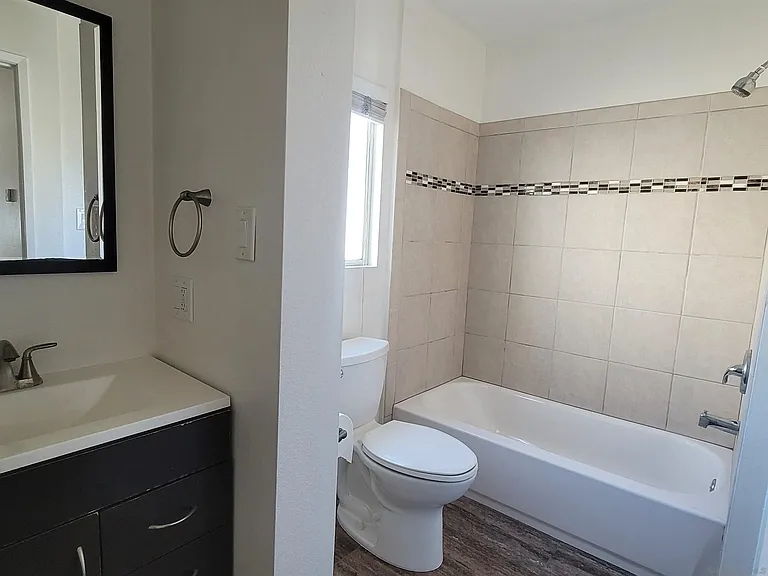 3967 8th Ave #5 — Photo 7