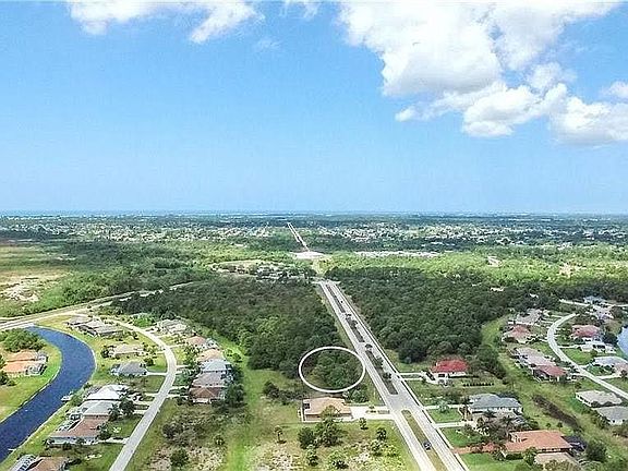 2nd image of 168 Rotonda Blvd E