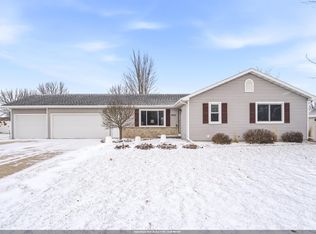 N9555 Chadbury Ln, Appleton, WI 54915