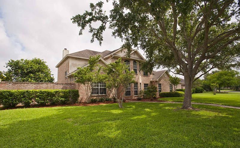 1st image of 2722 Chapel View Dr