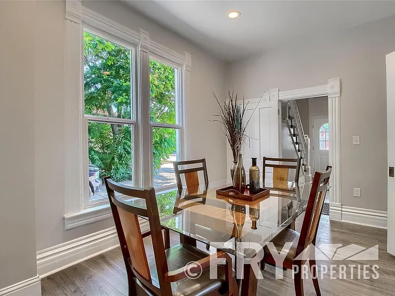 725 S Lincoln St #A — Photo 5