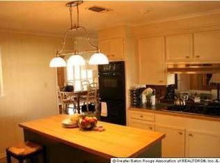 8867 Wakefield Ave, Baton Rouge, LA 70806