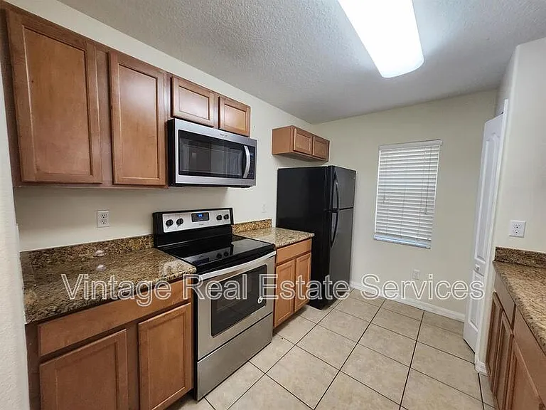 10932 Keys Gate — Photo 7