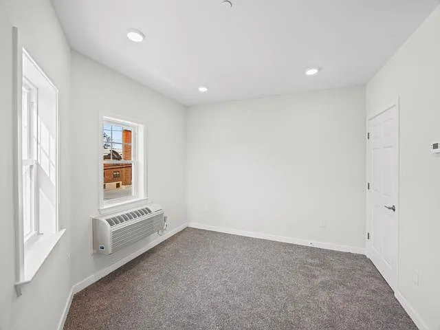 227 4th Ave #307F — Photo 14