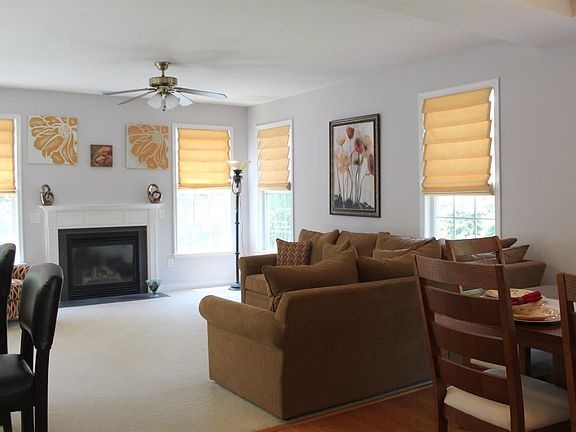 2nd image of 310 Legacy Oaks Cir