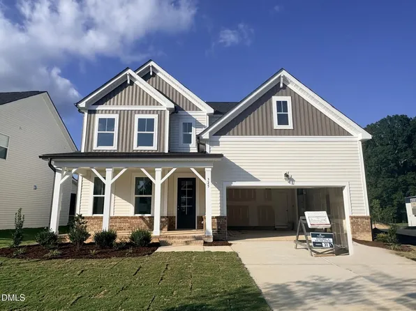 325 Longleaf Glen Ln, Zebulon, NC 27597