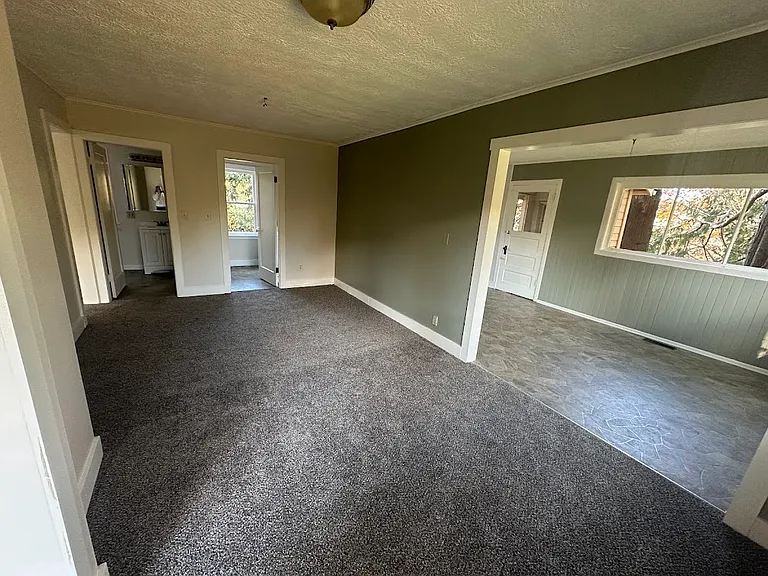 11625 NW Thompson Rd — Photo 4