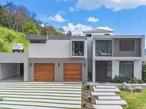 J4 Calle Ortegon, San Juan, PR 00926