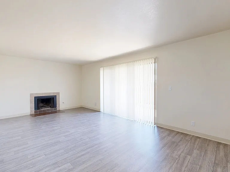 Pointe at Harden Ranch — Photo 37