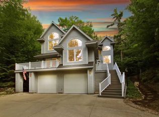 12160 N Country Club Dr, Charlevoix, MI 49720