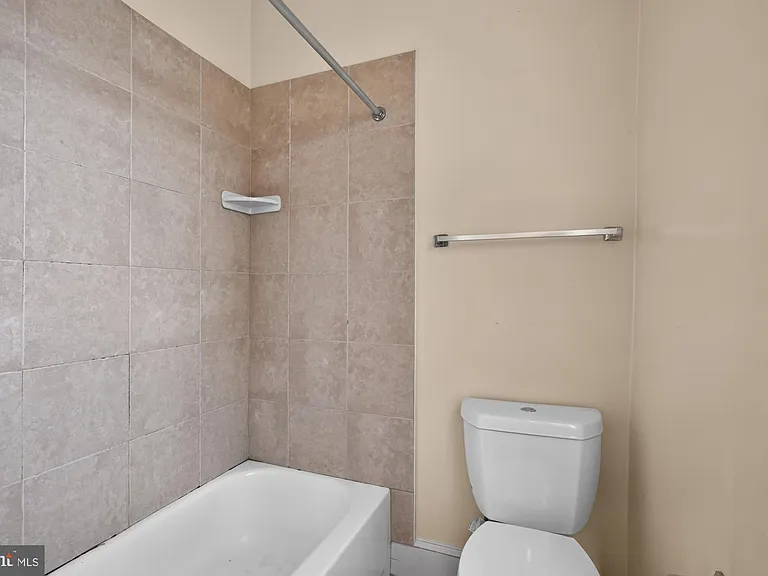 2228 Taggert St — Photo 18