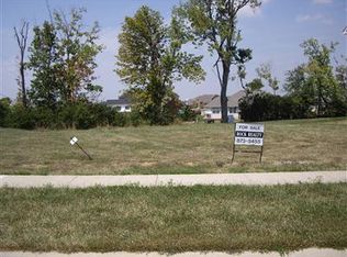 1001 Cedar Ridge Ln, Versailles, KY 40383