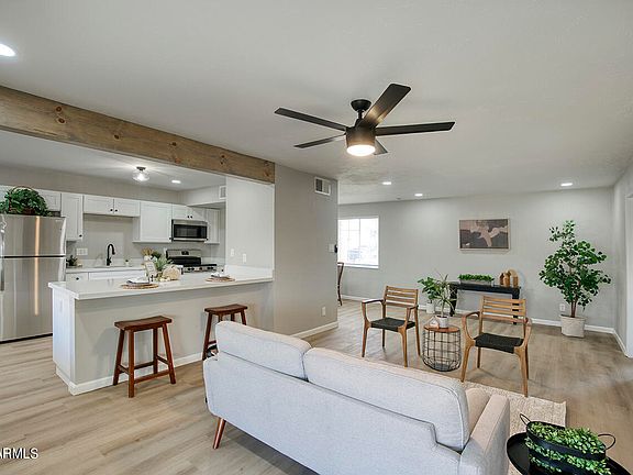 3rd image of 5526 W HIGHLAND Avenue