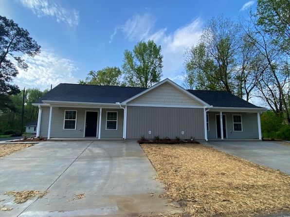 405 W Roswell St #405, Troy, NC 27371