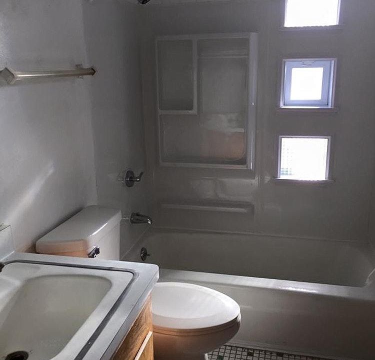 2nd image of 5509 W Greenfield Ave APT 3