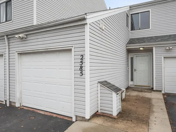 2585 W Village Dr, Toledo, OH 43614