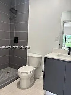 85 NE 55th St #6 — Photo 5