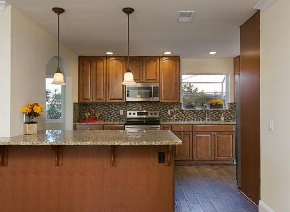 5th image of 16631 San Salvador Ct