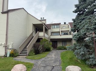 3310 Berwyn Ave Unit 222, North Chicago, IL 60064