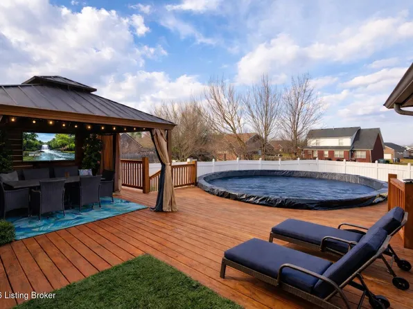 8110 Kellerman Rd, Louisville, KY 40219