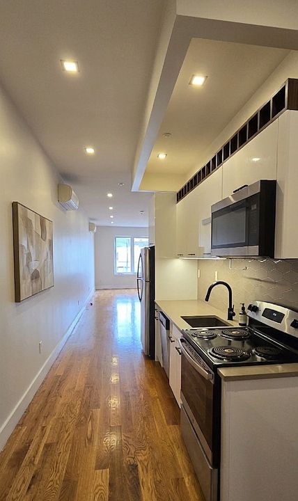 1st image of 163 Court St #3B