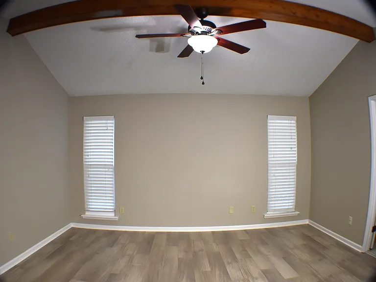 10439 Inverness Dr — Photo 20