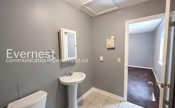 137 Jason Ct — Photo 18