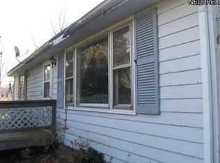 13315 Aldenshire Dr, Chardon, OH 44024