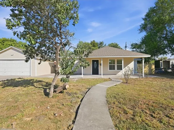 1106 Bobalo Dr, Corpus Christi, TX 78412