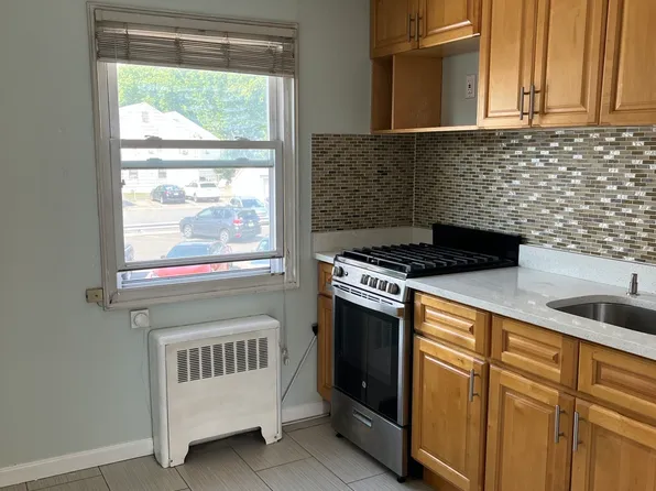 98 Hastings Ave #B, Rutherford, NJ 07070