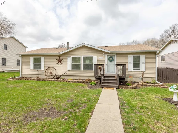 616 14th St, Onawa, IA 51040