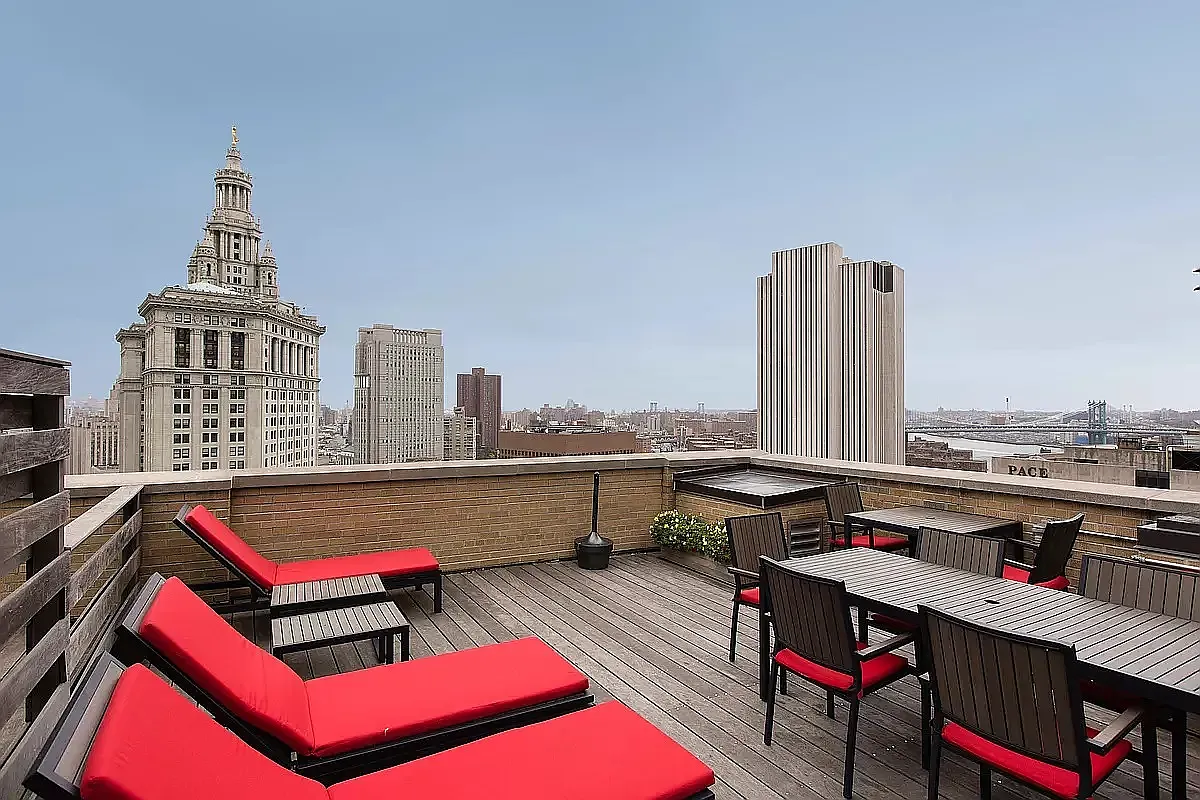 150 Nassau Street 4