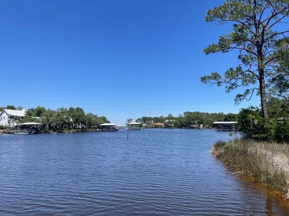 70 Driscoll Dr, Santa Rosa Beach, FL 32459