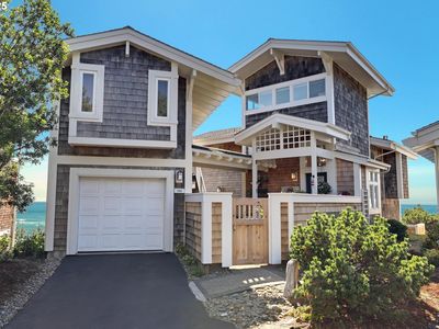 180 Capes Dr, Tillamook, OR, 97141