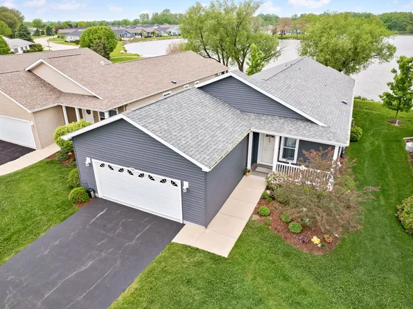 1404 Scenic View, Grayslake, IL 60030