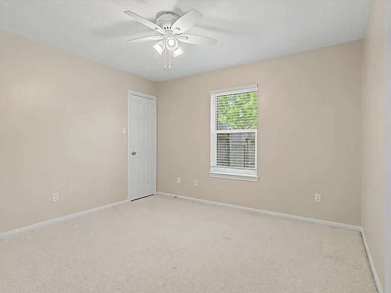 21702 Cayman Point Dr — Photo 30