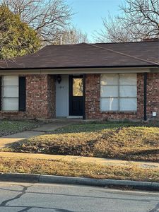 1800 Galahad Ln, Arlington, TX, 76014
