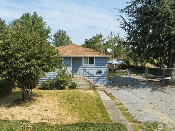 4424 S Holly Street, Seattle, WA 98118