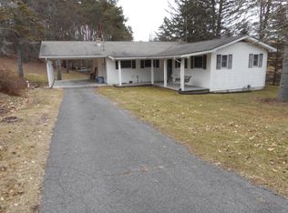 392 Old County Rd, Benton, PA 17814